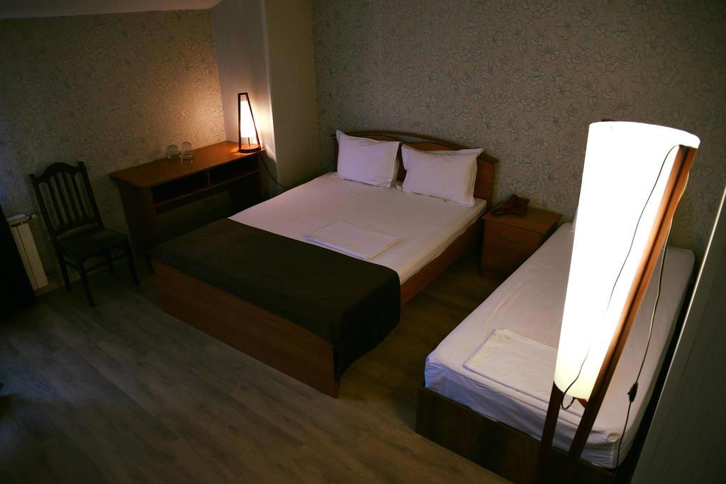Argo Palace Tbilisi Rum bild